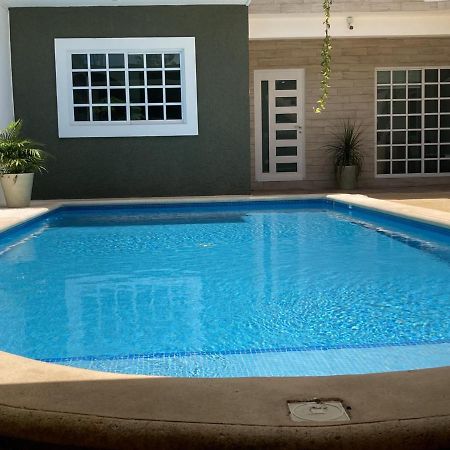 Homecancun2 외부 사진